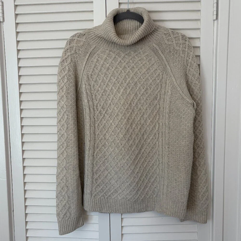 Vince women's turtleneck sweater cableknit large oatmeal taupe beige wool yak